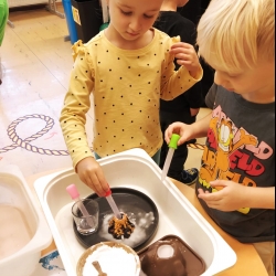 2f1c1f2a-ecf3-4efc-b831-4e9a546ddabd