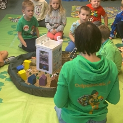 662a3a77-10c8-479a-840c-7b2431f18a04