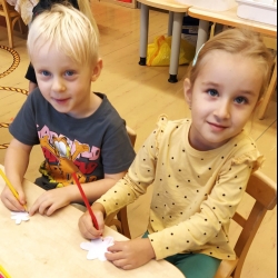 e04c40bd-bfd3-4880-a720-008e7a41f83d