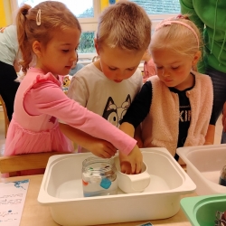 58609f9d-3323-4d6a-b41a-28aa6a06581d