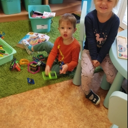 e890cede-8645-49a4-9eae-7e87c4d96948