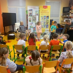 d55506e3-1c87-4c7c-a58b-b44e0e195624