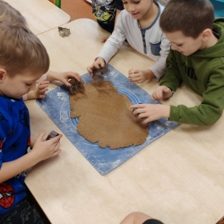 7bea2686-83d7-4184-8cd7-343cf71d8e11