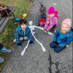 9d8ebf1d-b2c8-4147-a665-73ee82c92680