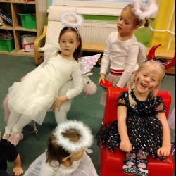 edaaa0e5-558a-4748-9c48-2742bd8d21d1