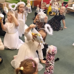 f9f9d12b-b5ca-42cd-ab6a-97caf43f3682