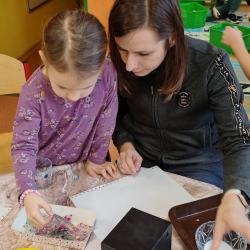 cf64e32c-4e63-407f-998f-502423338762