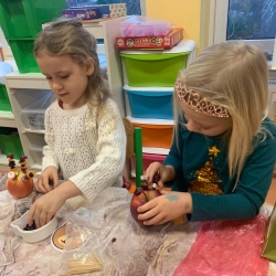 03dd9338-dbbf-44ba-b6b6-d842570effbd