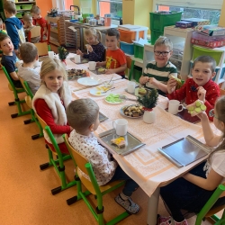 7ad39219-eb8c-408b-af4b-973583dcc7e5