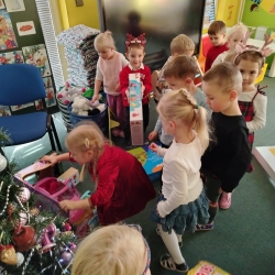 aa0078de-a1fd-4dfe-b94d-d026acc3711d