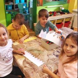 5350ce81-000e-4f26-8d3f-b4aff70f2051