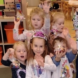 0f54c8c0-a6d9-4f5a-89f4-e0fad1859936