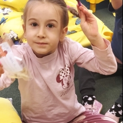 721c1f53-0a0f-4049-9665-bf9313f1add9