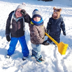 fb2a23e0-44c7-460b-a9dd-51db53666f33