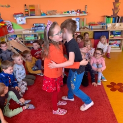 327ebca9-c21d-4e33-a4bf-93dc91b37f0b