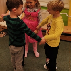 1acaf9b8-a6f0-435f-81c6-523fcc2333cb