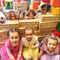 80b38258-7eae-4d37-8218-033a0c04ac03