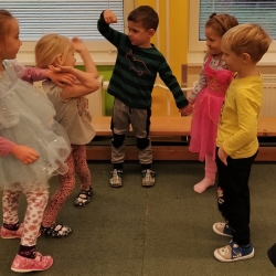 a7b13837-4570-4958-b2e0-f2f1db894a36