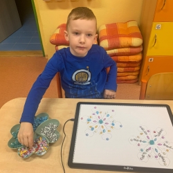 a42fb12f-a813-43c5-8778-0300a38be6f4