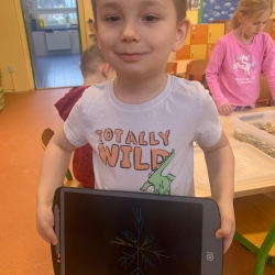 dc700725-b19e-49cc-9d78-67cfef723761