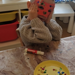 9e9461a2-18f6-4d15-be41-043c8aec203f