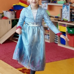 ebb15028-2779-4d50-9c5d-78fbdd1b410c