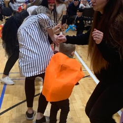 a460b8c2-701b-4672-b606-c049353bc70b