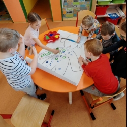 2e518096-e8c3-43b2-91ef-1938871a2bc8