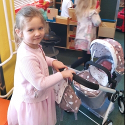 0fdcddec-9f32-4058-b786-82f2c0a7eff5