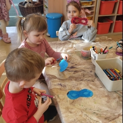 6d75c7fc-dcfd-40e2-b084-b32c2210b641