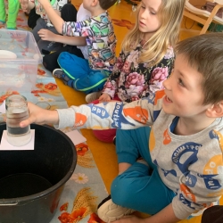 ee871a8a-5e02-438c-bb72-504aa14d2cb0