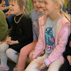 867e2220-2a1e-498f-8eb7-21ed13c4a8fc 1