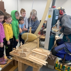 0b498cbd-8b7a-46d4-81b1-6f83f9805763