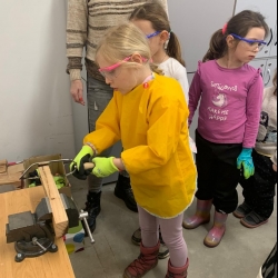 1ce91f7b-0915-4a5b-805a-2cc2a466ac58