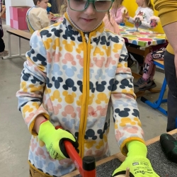 2a5b06d7-34c4-4251-b816-48afe3aae0a3