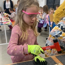 70adee6b-4da2-4762-8d9d-f5bbc7b6f24a