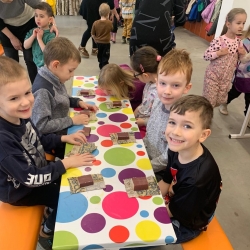 604ff8a4-55cd-45ab-a895-28753d6399d4