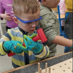 c9f69b6b-9a67-46e1-80b6-9d5477687736