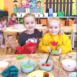 74074444-0cdb-4408-82a2-631b95d60d0f