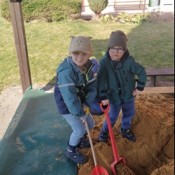 256c2c04-f4f3-47e1-9d29-848141bc0101