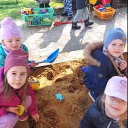 729e0075-5921-4129-b915-256f81492371