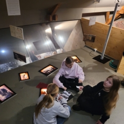 WhatsApp Image 2025-12-08 at 19.27.07